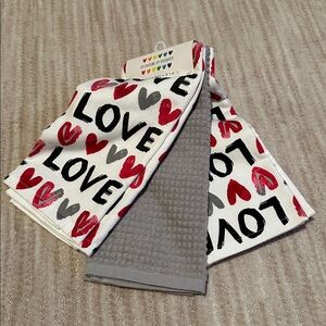 LA CUISINE KASSATEX Kitchen Towels Set of 3 Love Print 16 X 26 NWT Dual Purpose